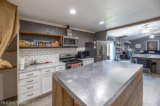 5430 Busch Road, Taymouth Township, MI 48415