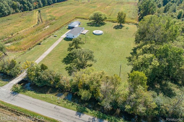5430 Busch Road, Taymouth Township, MI 48415