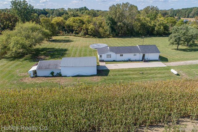 5430 Busch Road, Taymouth Township, MI 48415