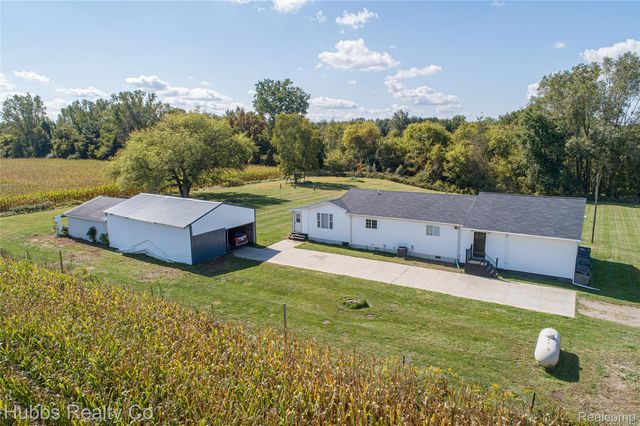 5430 Busch Road, Taymouth Township, MI 48415