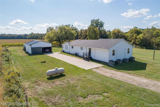 5430 Busch Road, Taymouth Township, MI 48415