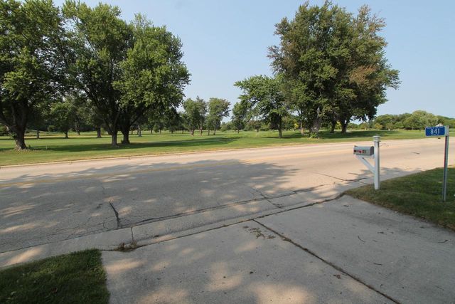 841 Legion DRIVE, Twin Lakes, WI 53181