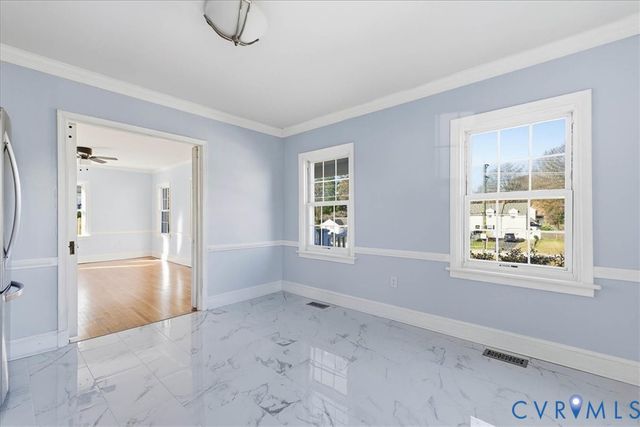 152 Chesterfield Ave, Colonial Heights, VA 23834