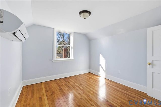 152 Chesterfield Ave, Colonial Heights, VA 23834