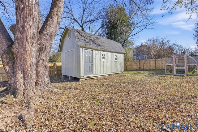 152 Chesterfield Ave, Colonial Heights, VA 23834