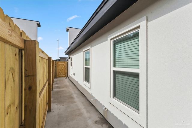 2904 Links Drive 2, Edinburg, TX 78542