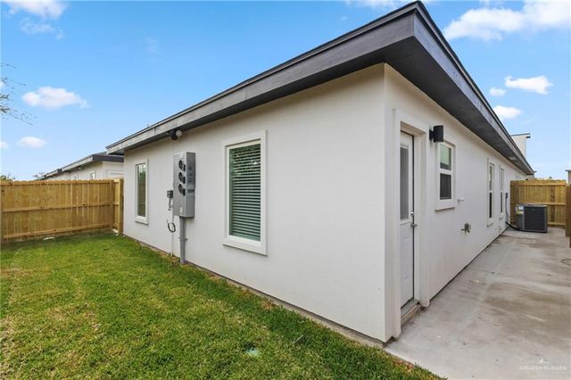 2904 Links Drive 2, Edinburg, TX 78542