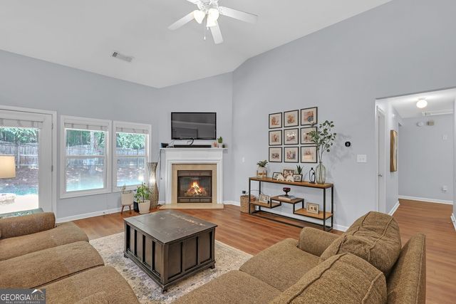 2511 Southhaven Lane, Buford, GA 30519