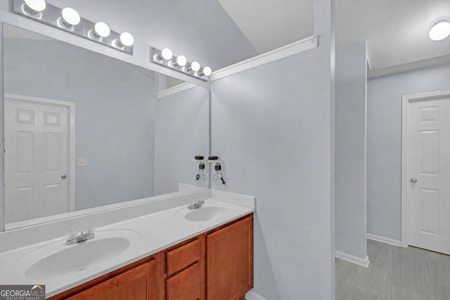 2511 Southhaven Lane, Buford, GA 30519