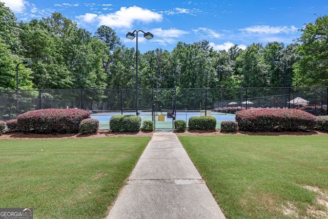 2511 Southhaven Lane, Buford, GA 30519