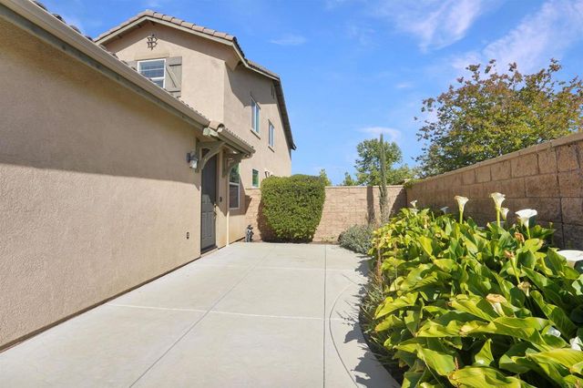37604 River Oats Lane, French Valley, CA 92563