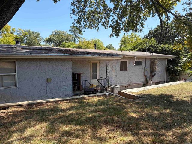 5 Westmont Circle, Little Rock, AR 72209