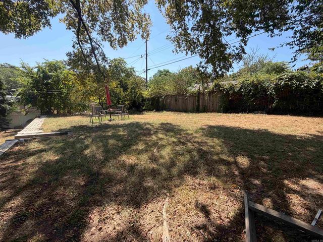 5 Westmont Circle, Little Rock, AR 72209