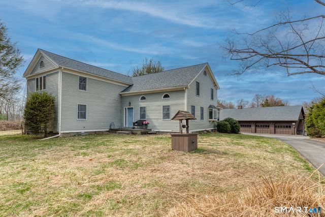 879 Neipsic Road, Glastonbury, CT 06033