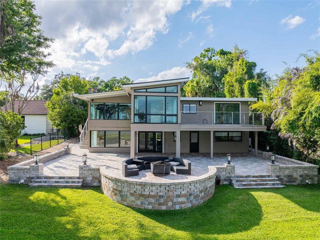 7 LAKE HOLLINGSWORTH DRIVE, Lakeland, FL 33803