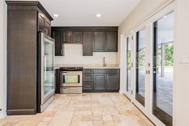 7 LAKE HOLLINGSWORTH DRIVE, Lakeland, FL 33803