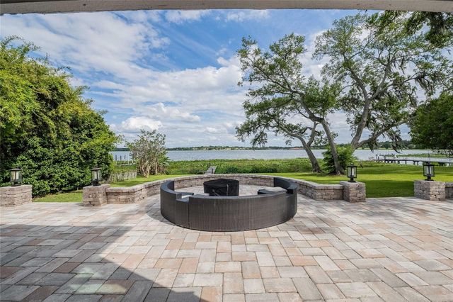 7 LAKE HOLLINGSWORTH DRIVE, Lakeland, FL 33803
