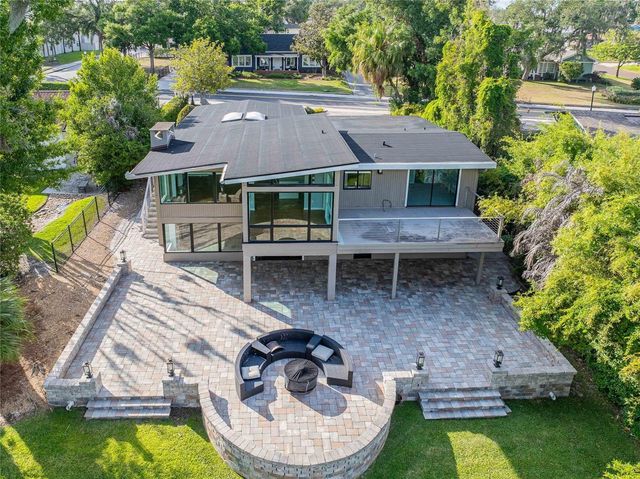 7 LAKE HOLLINGSWORTH DRIVE, Lakeland, FL 33803