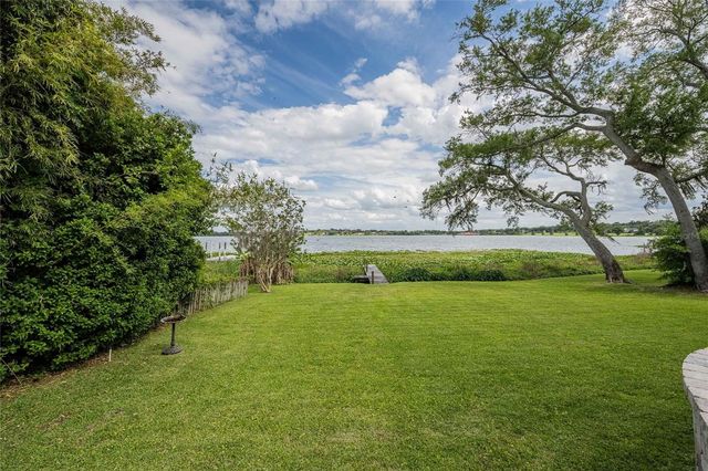 7 LAKE HOLLINGSWORTH DRIVE, Lakeland, FL 33803