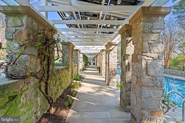2325 PORTER STREET, Washington, DC 20008