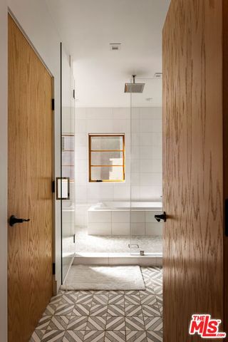 1033 N Vista Street D, West Hollywood, CA 90046