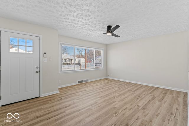 8807 Center Street, Indianapolis, IN 46234