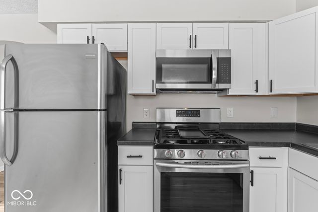 8807 Center Street, Indianapolis, IN 46234