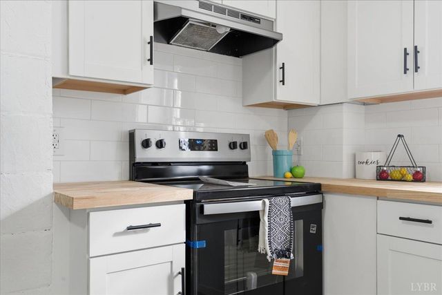 292 Evergreen Avenue, Appomattox, VA 24522