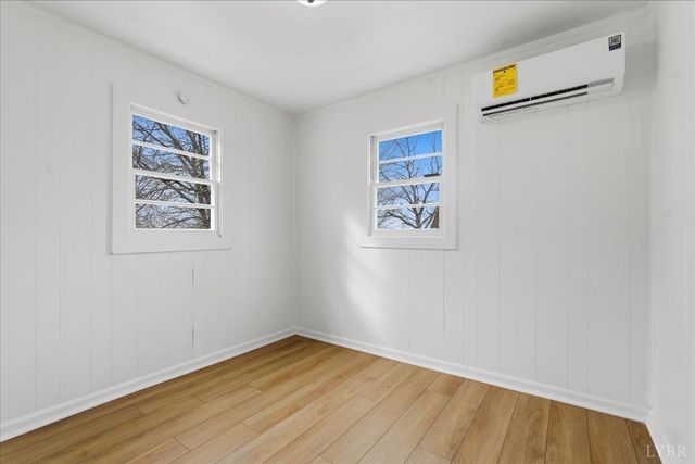 292 Evergreen Avenue, Appomattox, VA 24522