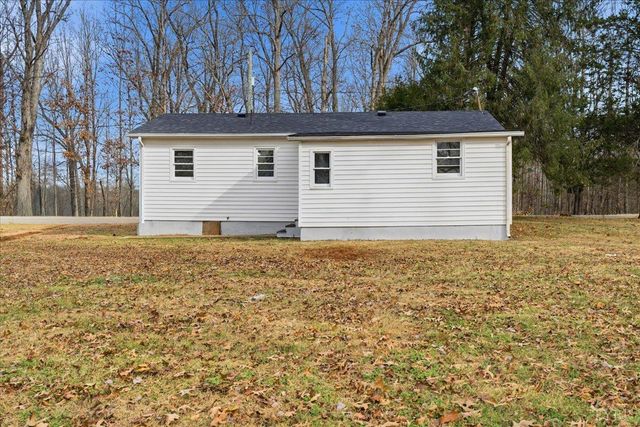 292 Evergreen Avenue, Appomattox, VA 24522