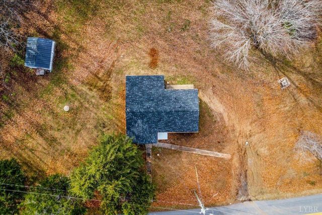 292 Evergreen Avenue, Appomattox, VA 24522