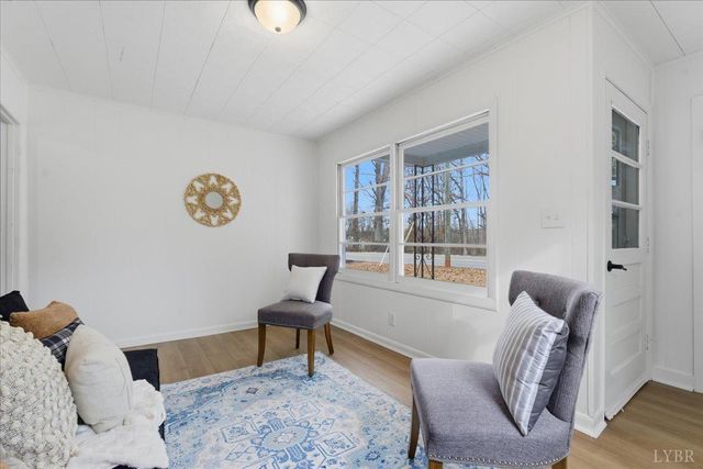 292 Evergreen Avenue, Appomattox, VA 24522