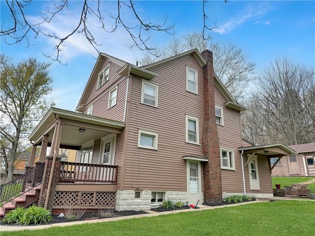 1135 N Liberty St, Taylor Twp, PA 16102