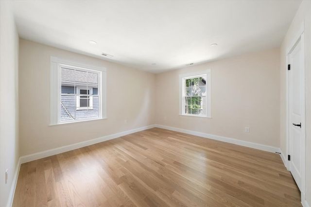 8 Hollis Street, Newton, MA 02458