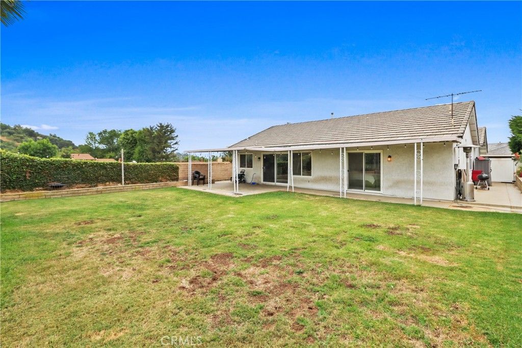 Image 17 of property listing at 1652 Calle Miradero, San Dimas, CA 91773
