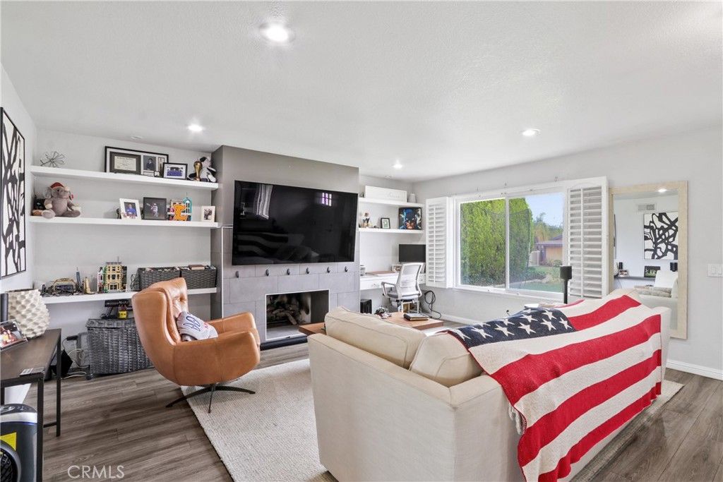 Image 4 of property listing at 1652 Calle Miradero, San Dimas, CA 91773