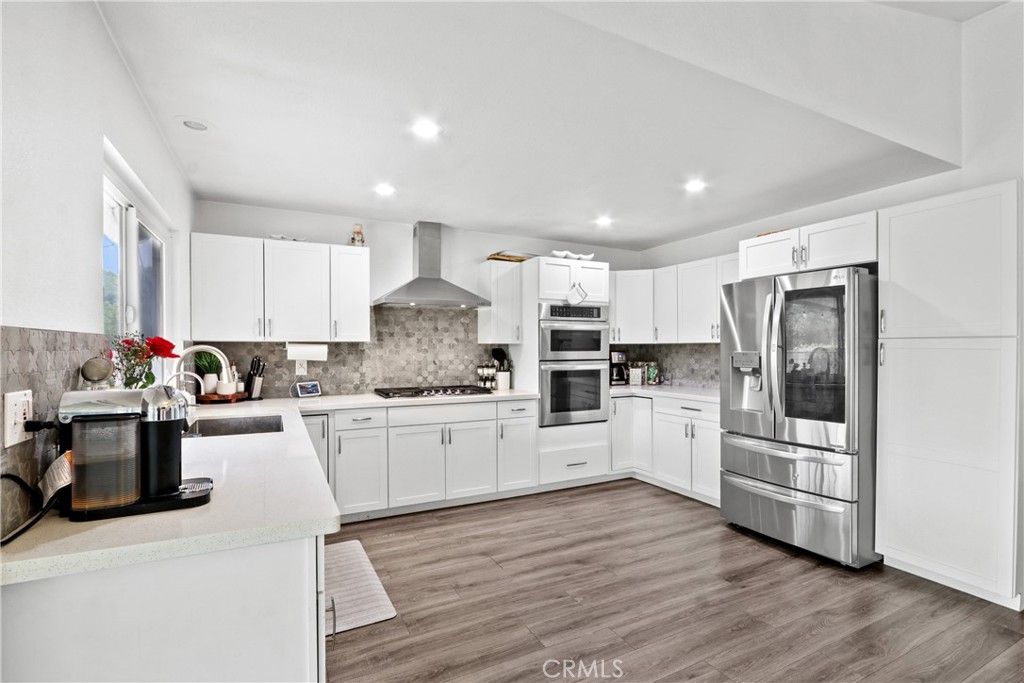 Image 9 of property listing at 1652 Calle Miradero, San Dimas, CA 91773