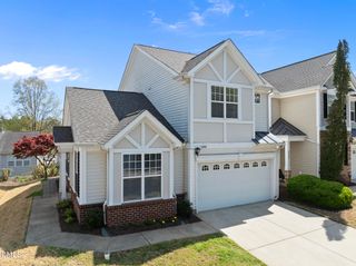 8306 Chimneycap Drive, Raleigh, NC 27613