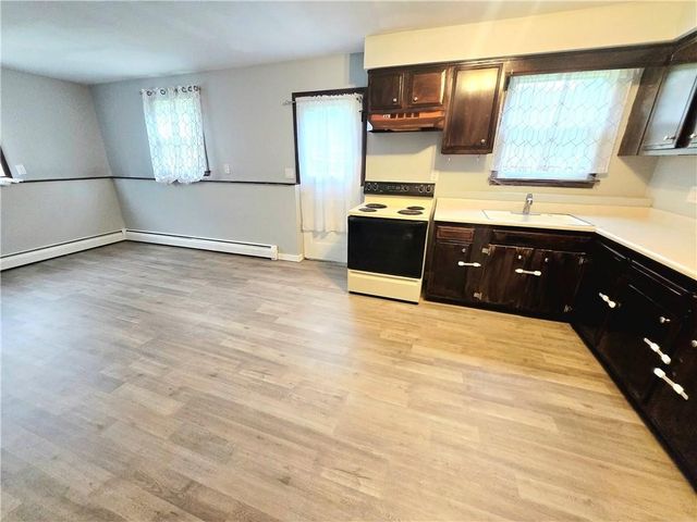 3 Currier Lane, Gates, NY 14624