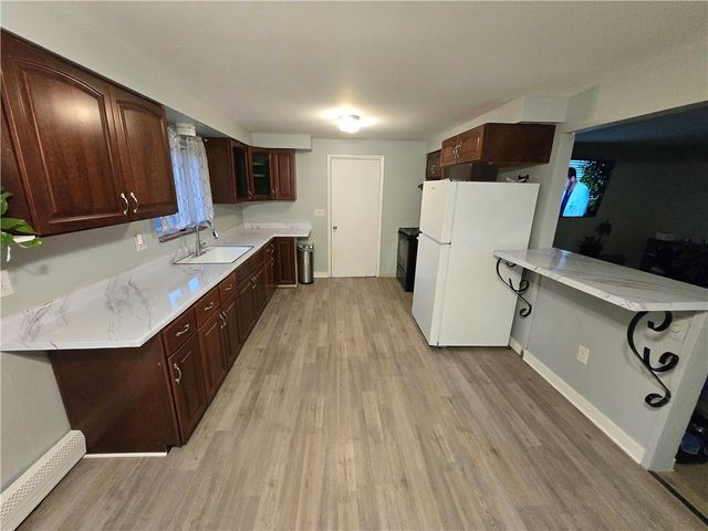 3 Currier Lane, Gates, NY 14624