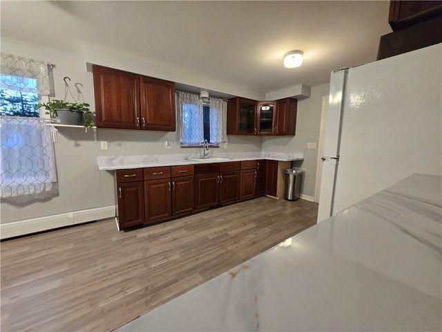 3 Currier Lane, Gates, NY 14624
