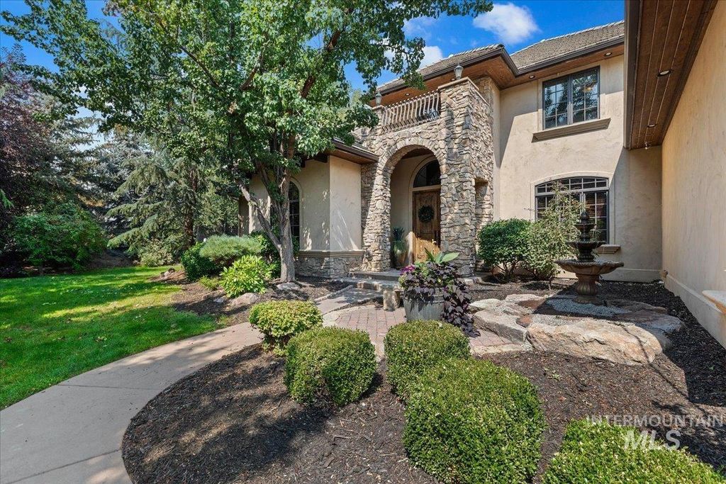 480 E Laguna Shore Lane, Eagle, ID 83616 photo 3