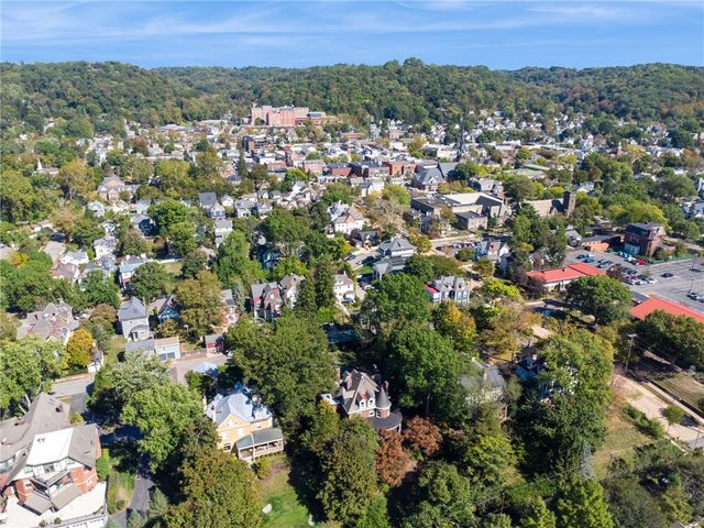 329 Bank Street, Sewickley, PA 15143
