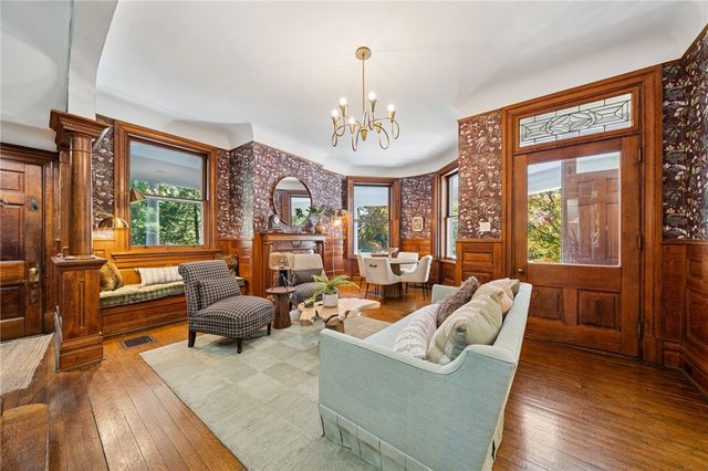 329 Bank Street, Sewickley, PA 15143