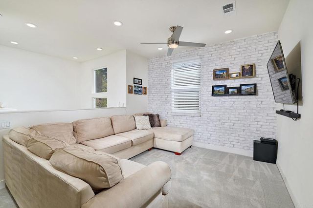 1278 Via Fanal, Oceanside, CA 92056