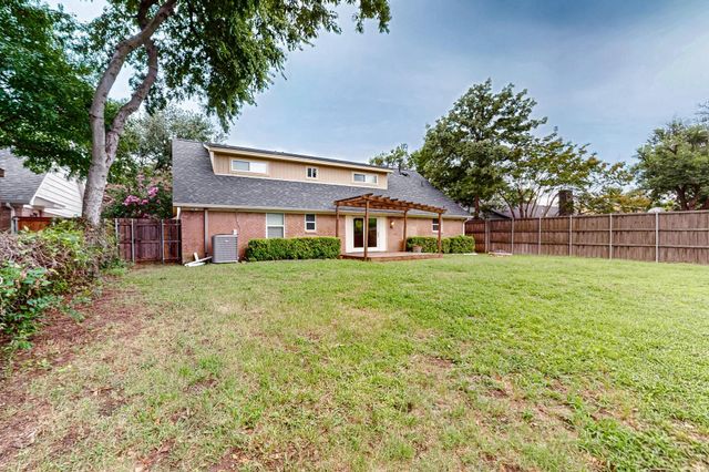 2927 Selma Lane, Farmers Branch, TX 75234