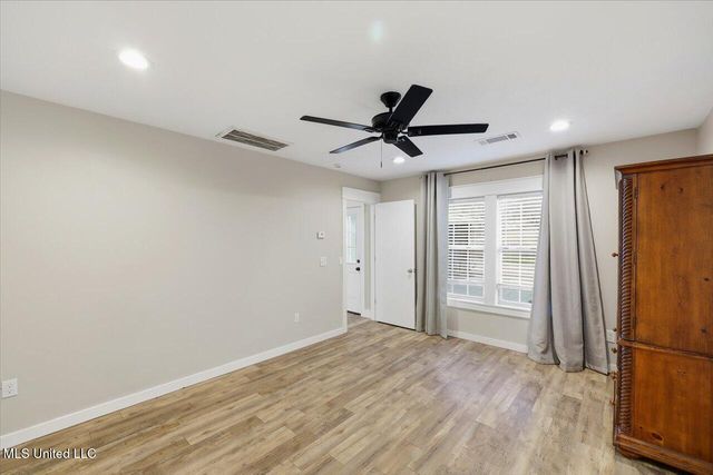 1700 Linda Drive, Clinton, MS 39056