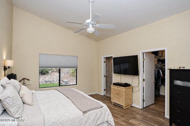 8906 N Cahill Way, Tucson, AZ 85742