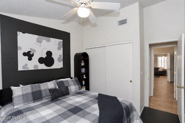 8906 N Cahill Way, Tucson, AZ 85742
