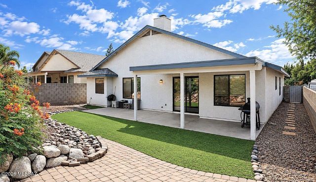 8906 N Cahill Way, Tucson, AZ 85742